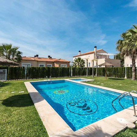 Holiday home Cascade By On Travel *