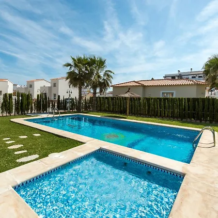 Cascade By On Travel * Oliva