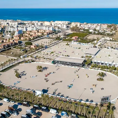 Cascade By On Travel Oliva